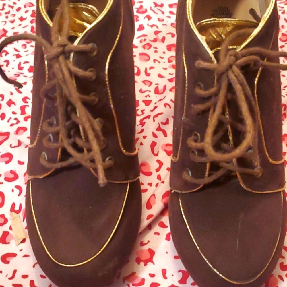 Brown heels